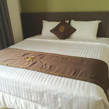 Daisy Hotel Nha Trang Exterior photo