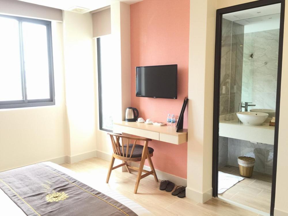 Daisy Hotel Nha Trang Exterior photo