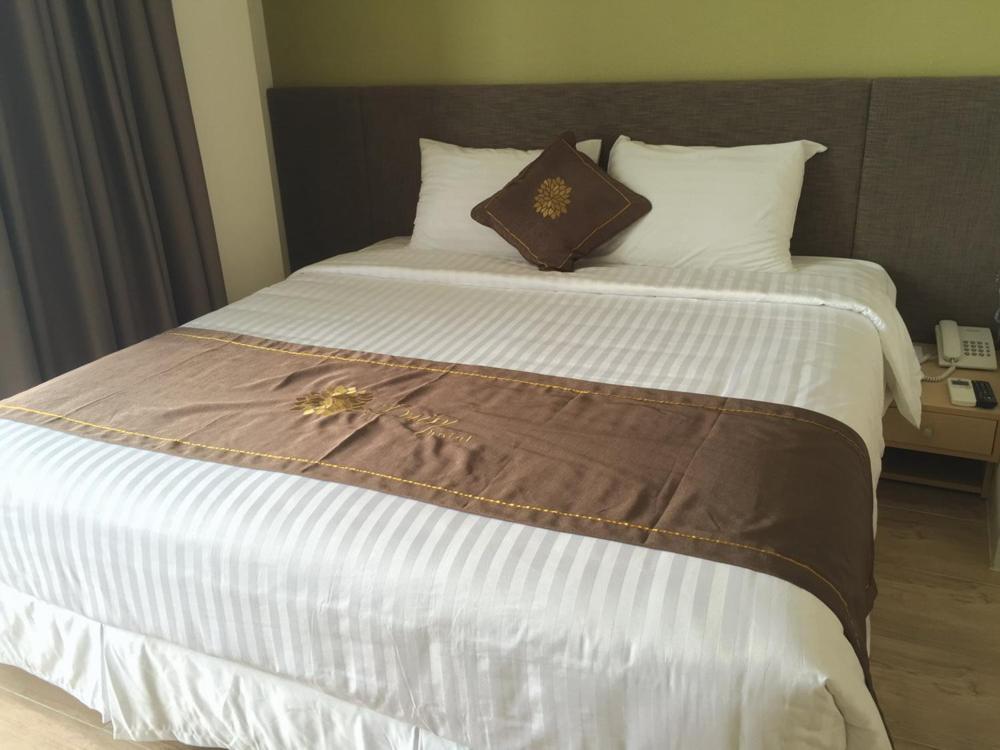 Daisy Hotel Nha Trang Exterior photo